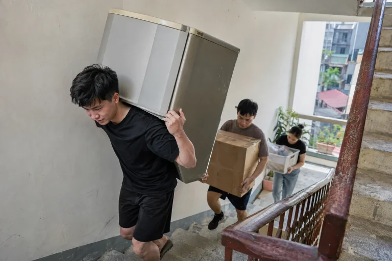 Ảnh minh họa cho bài Cách chuyển trọ khi ở tầng cao không có thang máy